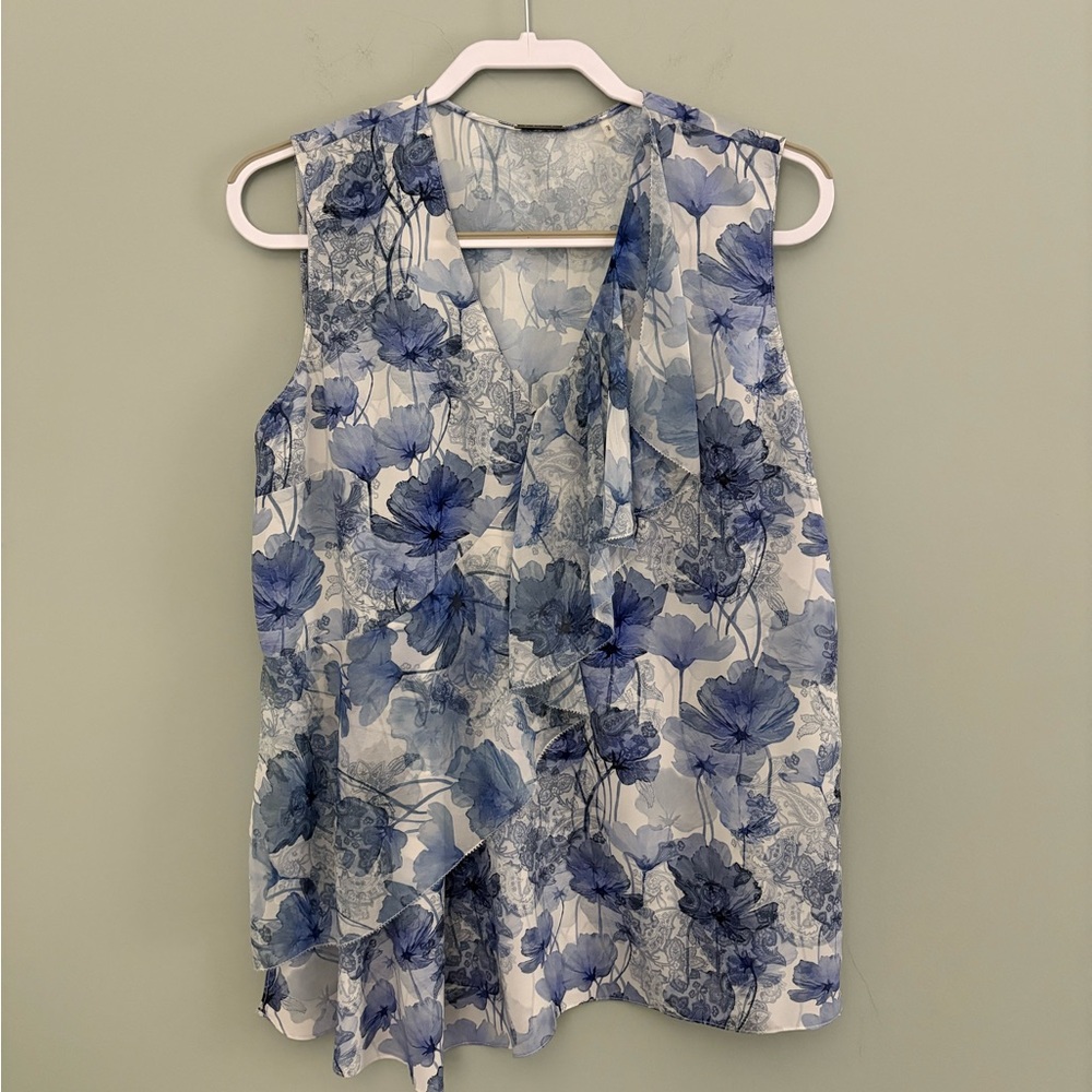 Elie Tahari Blue and White Floral Printed Ruffle-Front Sleeveless Blouse Size M